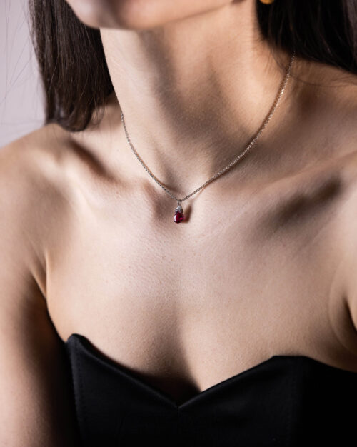 Velma Semi Halo Necklace