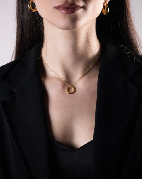 Twisted Minimal Necklace Gold Vermeil