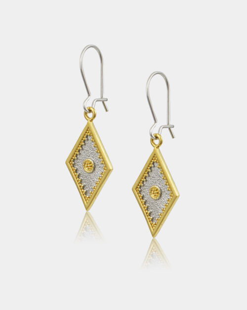 Byzantine Filigree Rhombus Earrings White n' Gold