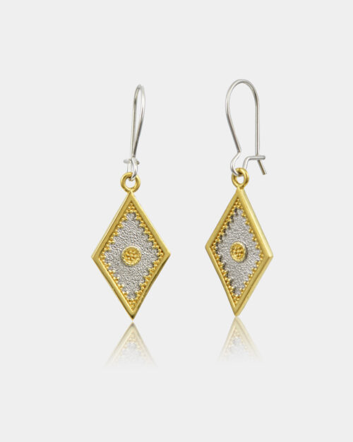 Byzantine Filigree Rhombus Earrings White n' Gold